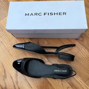 [8] Marc Fisher Dela Black Patent Leather Slingback Flats